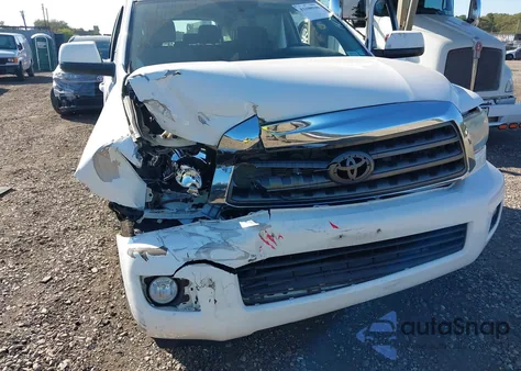 2016 Toyota Sequoia Sr5 5.7L V8 z USA, uszkodzony, nr VIN 5TDBW5G13GS132941